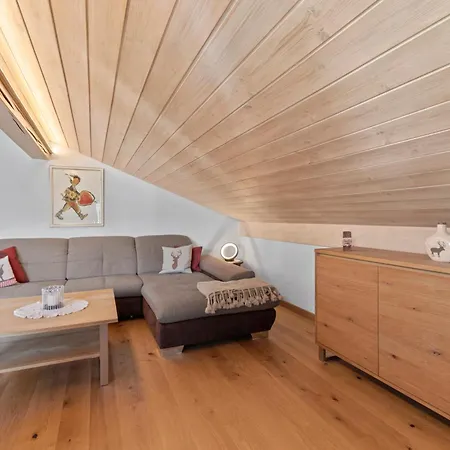 Stilvolle 2.5 Naehe Skigebiet Apartmán *