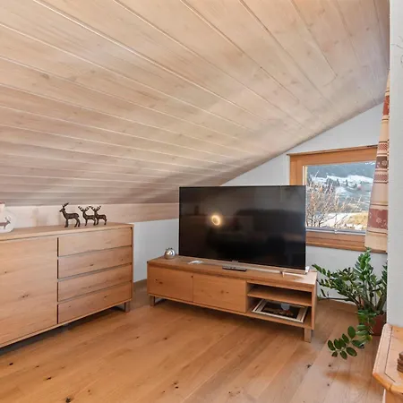 Stilvolle 2.5 Naehe Skigebiet Apartmán *