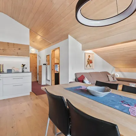 Stilvolle 2.5 Naehe Skigebiet サヴォニン