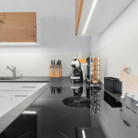 Stilvolle 2.5 Naehe Skigebiet * サヴォニン