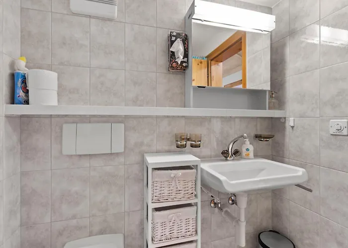 Stilvolle 2.5 Naehe Skigebiet *