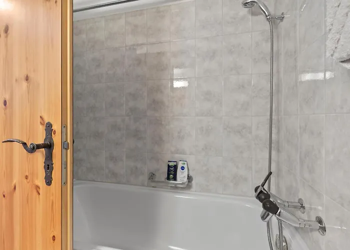 Stilvolle 2.5 Nähe Skigebiet Apartment Savognin